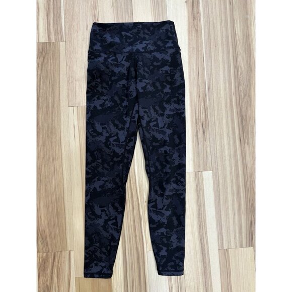 Colorfulkoala High-Waisted Camo Black Leggings Medium - Picture 2 of 4